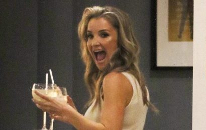 Strictly&apos;s Helen Skelton enjoys a boozy evening with Ellie Taylor