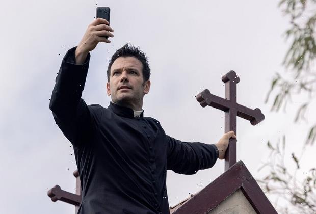 Colin Donnell Previews His Irreverent Journey From Criminal to Faux Reverend in Peacock Series — Watch