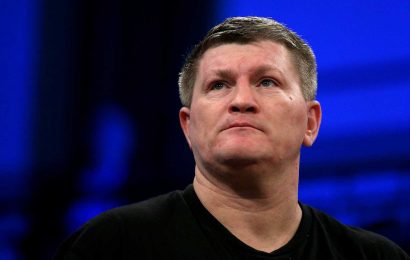 Ricky Hatton vs Marco Antonio Barrera time: When do ring walks for fight start this weekend?