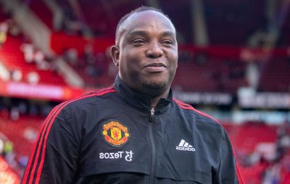 Man Utd coach Benni McCarthy spent two weeks unknowingly swearing at team-mates after cruel prank | The Sun