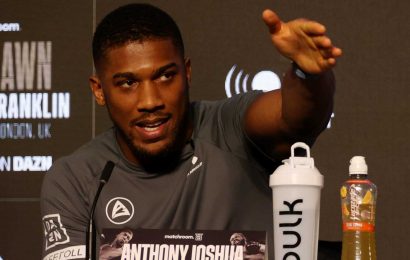 Anthony Joshua calls out ‘clown’ pundits for not criticising him in person