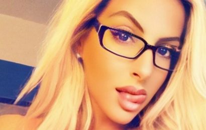 Glamour model unrecognisable in throwback snap taken when she weighed 300lbs