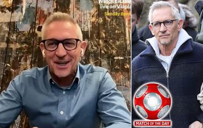 Lineker jokes he had a &apos;quiet week&apos; as he pays tribute to colleagues