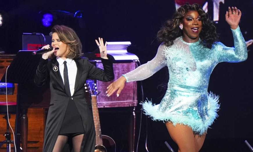 Maren Morris Introduced Son to Drag Queens at Benefit Show: 'Arrest Me'