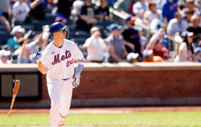 Mets Enjoy the Comforts of Home
