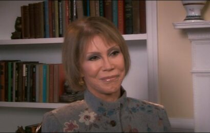 Mary Tyler Moore Almost Became Blind Due to Diabetes Before Her Death