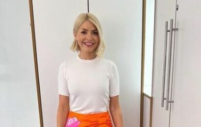 Holly Willoughby nails summer styling with her £129 orange floral skirt