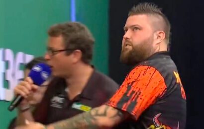Michael Smith suffers big upset as world champ thrashed by veteran in New York