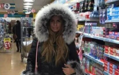 Katie Price furiously claims two girls shouted &apos;s**g&apos; at her