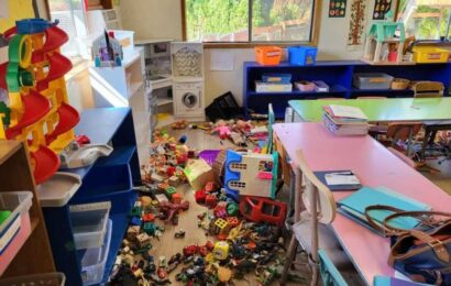 Furious teacher slams parents for their kids' behaviour – but her classroom photo totally divides opinion | The Sun