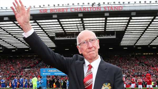 Man United fans fune at eBay opportunists selling Sir Bobby programmes