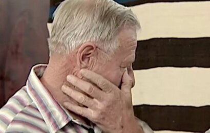 Antiques Roadshow guest breaks down in tears as he’s told he’s going to be rich