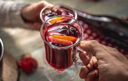 Brits can bag £200 this Christmas – and all they have to do is drink mulled wine
