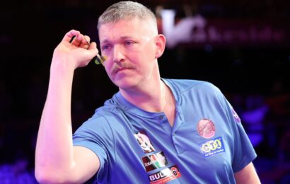 Darts star forced to leave World Championships after wife goes into labour