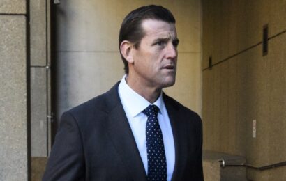 Roberts-Smith’s lawyers seek to block war crimes investigators from secret emails